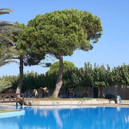 Aldemar Olympian Village אולימפיה